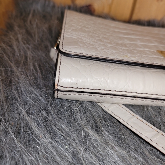 Kate Spade Fiona Harwood Place Shoulder Bag Croc Embossed - Picture 13 of 16